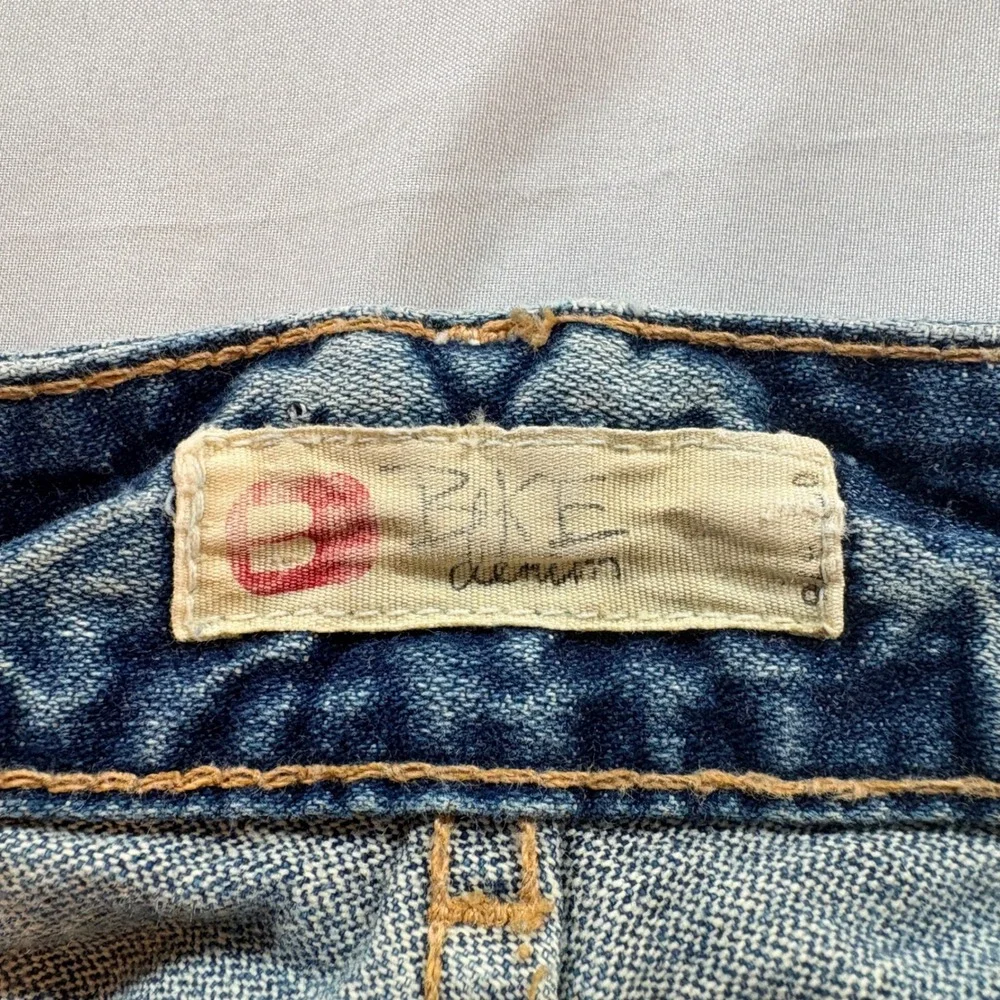 BKE Culture Jeans Mens 32x31.5 Medium Wash Flare Leg 100% Cotton Distressed Blue